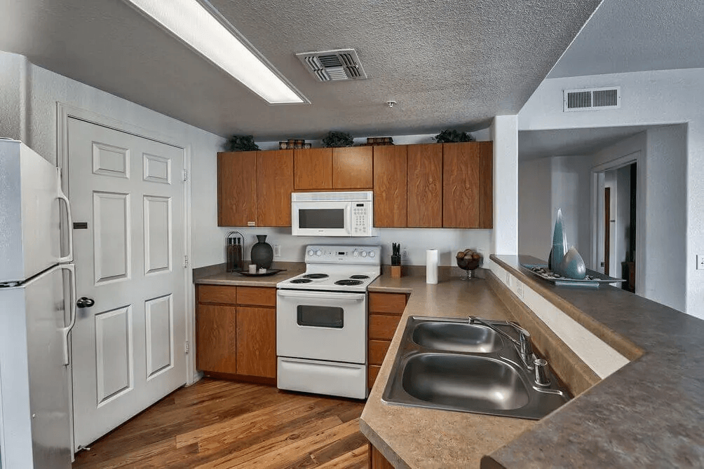 1737 N Central Ave Goodyear, AZ 85338 photo 2
